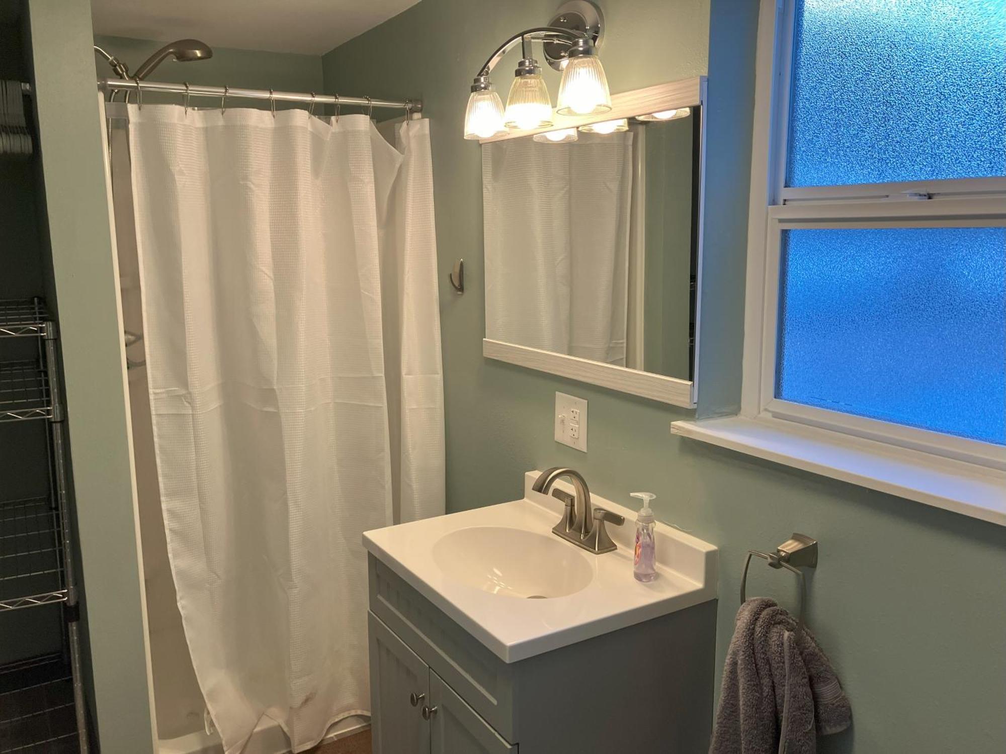 Apartment Halibut House Unit 4 *